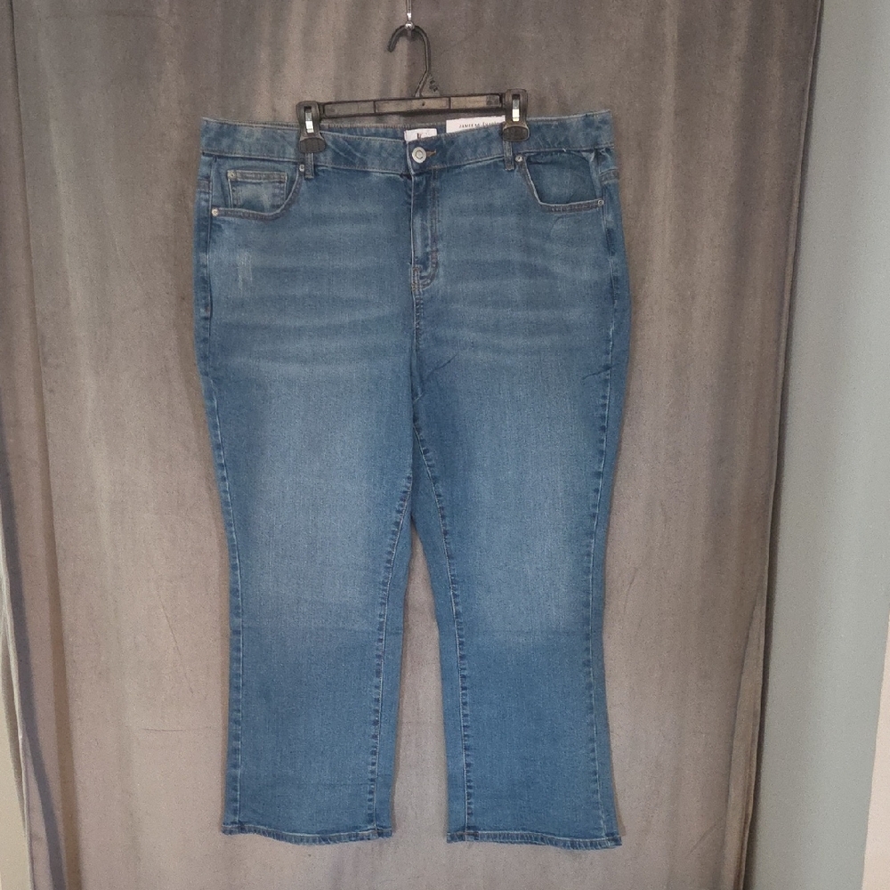 NWT DC Jeans Size 24P Classic Blue Women's Jeans
